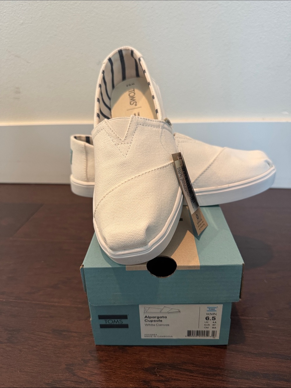 TOMS White Canvas Alpargata Slip-Ons NWT